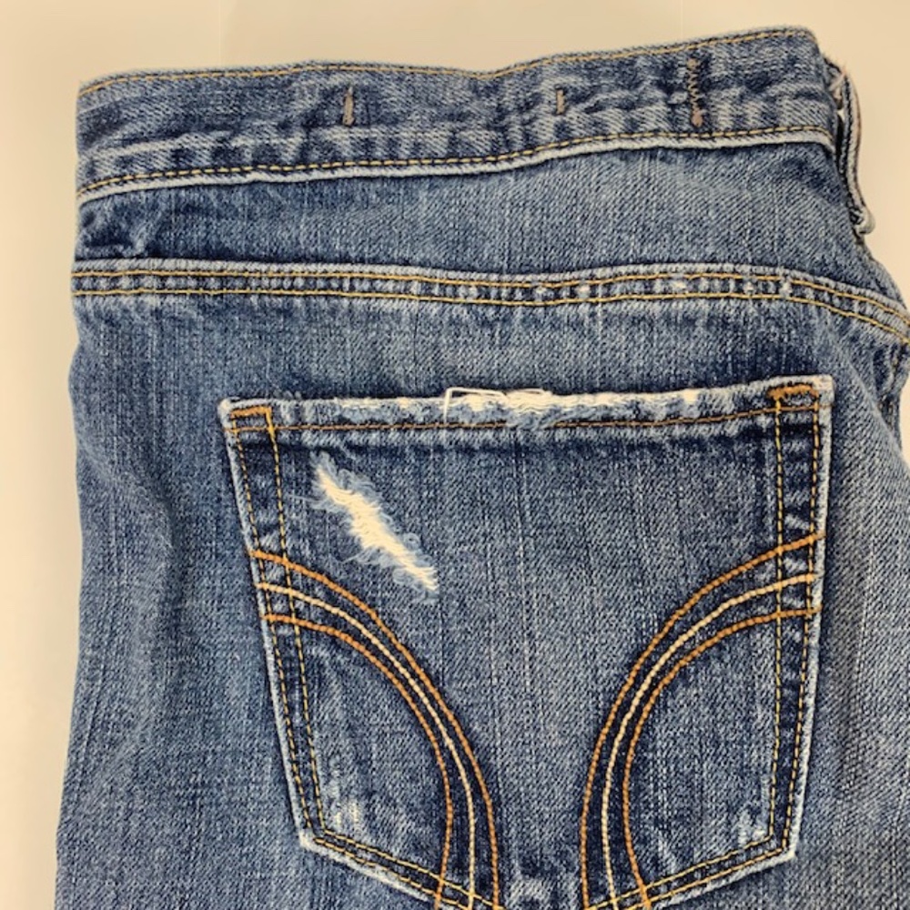 Hollister jeans shorts. Laguna Skinny. Size 9R. - Picture 7 of 15